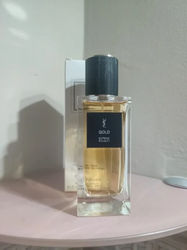 Yves Saint Laurent Gold Supreme Bouquet