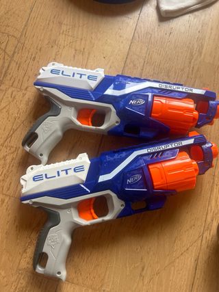 2 Pistolas Nerf + Diana Digital