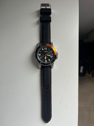 Reloj Fossil Negro y Naranja