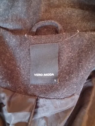 Chaqueta Vero Moda gris talla L