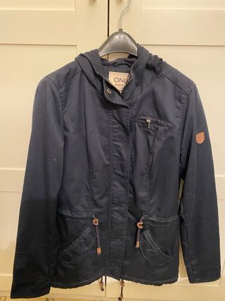 Parka Only azul marino Talla S