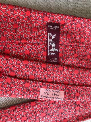 Corbata Hermes.