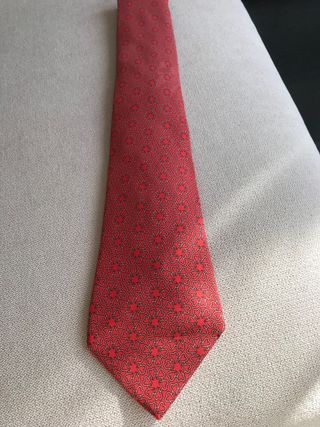 Corbata Hermes.