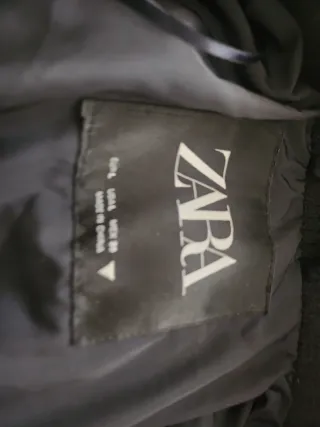 Cazadora acolchada Zara Negra Talla L