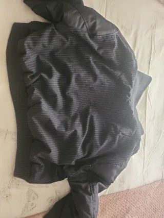 Cazadora acolchada Zara Negra Talla L