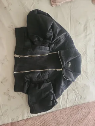 Cazadora acolchada Zara Negra Talla L