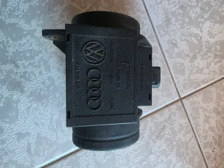 Caudalímetro Pierburg 074 906 461