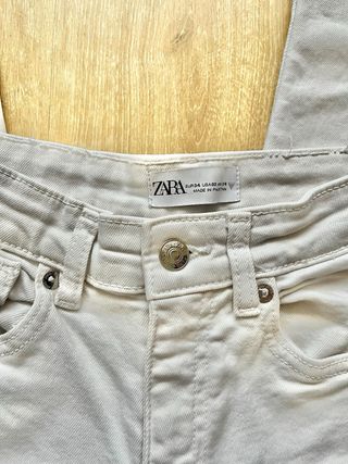 Pantalones campana Zara blancos talla 34