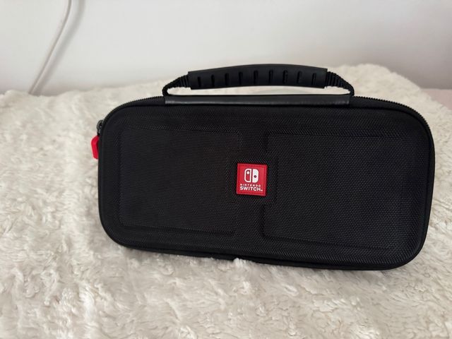 Funda Nintendo Switch Negra