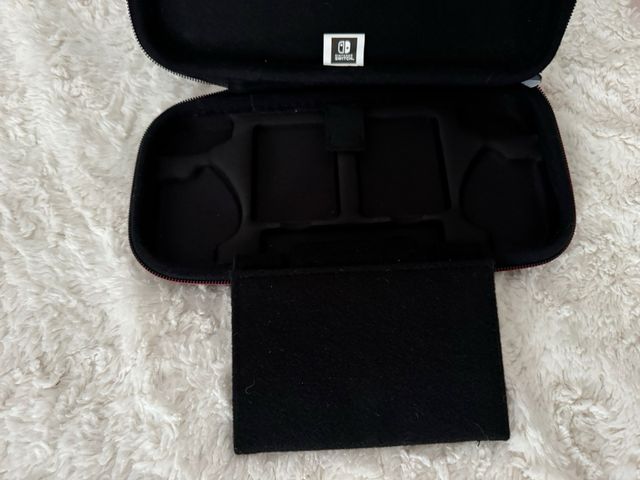 Funda Nintendo Switch Negra