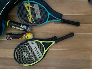 Lote de 2 raquetas y accesorios tenis