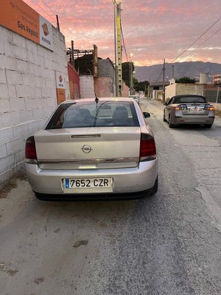 Opel Vectra 2004