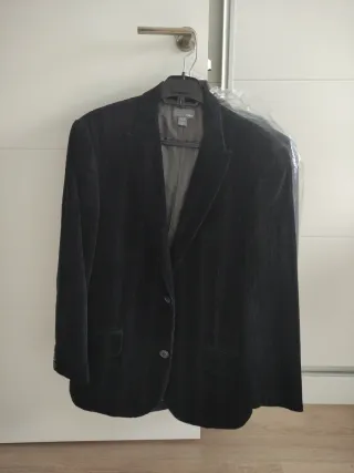 Americana de pana fina negra