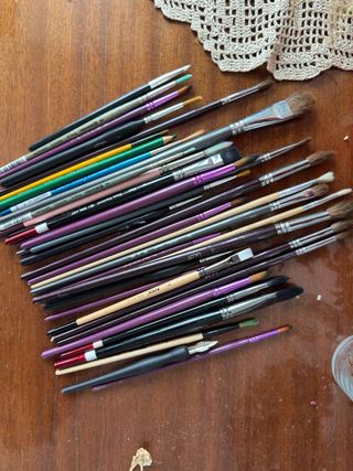 Lote de pinceles para arte