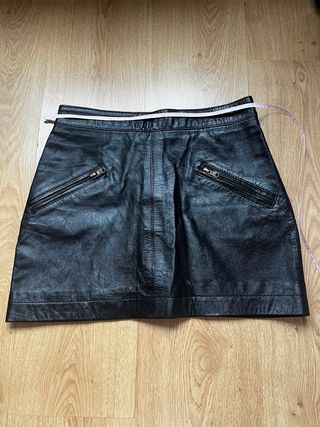 Falda de cuero Zara