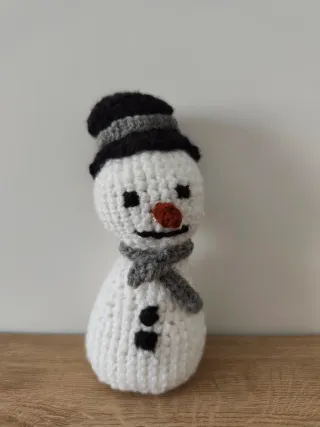 Pupazzo di neve uncinetto