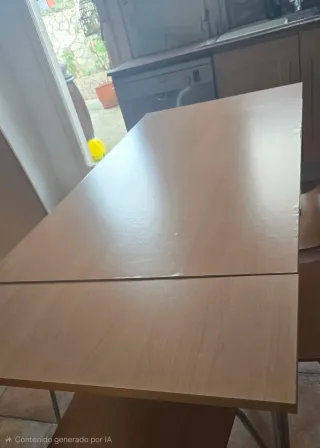 Mesa extensible y 4 sillas de cocina madera