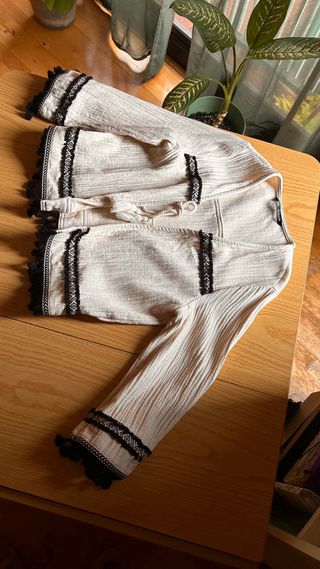 Chaqueta boho beige y negra