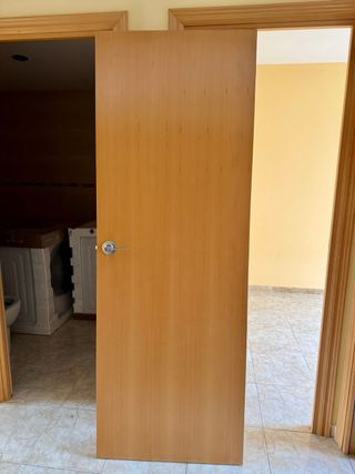 Conjunto 3 puertas madera con marco