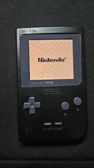Game Boy Pocket Negra IPS