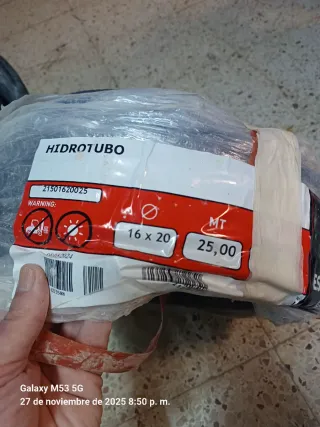 Lote tubos y codos PVC agua