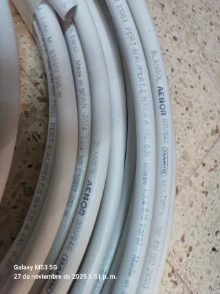 Lote tubos y codos PVC agua