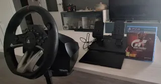 Volante Hori RWA PS3/PS4 +Juego Gran Turismo Sport