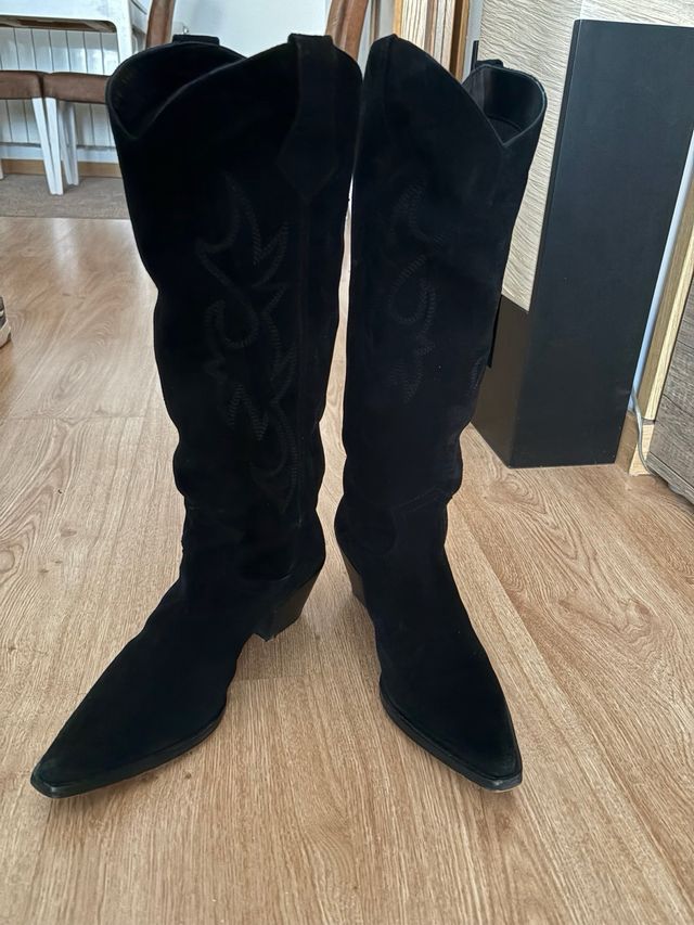 Botas vaqueras de piel negras