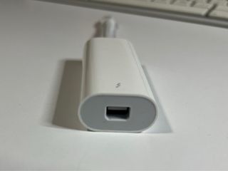 Adaptador Apple Thunderbolt 3 a 2