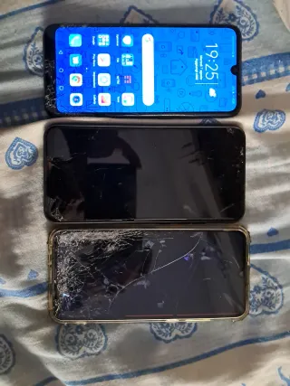 3 Telefoni Danneggiati Honor Huawei Xiaomi