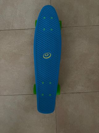 Monopatín azul para niños