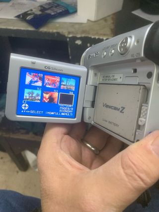 Coppia Videocamere Sharp e Samsung