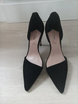 Zapatos negros tacón alto