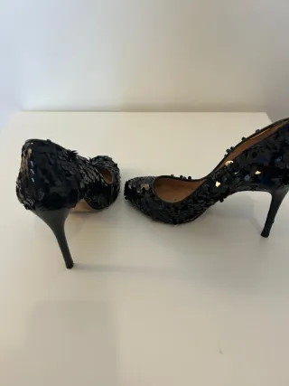 Zapatos tacón Zara lentejuelas negros