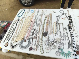 Lote bisutería plata y multicolor