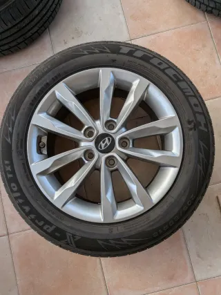 Llantas Hyundai 16