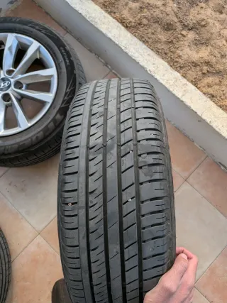 Llantas Hyundai 16