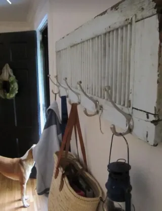 Puerta Menorquina Antigua Madera Oscura