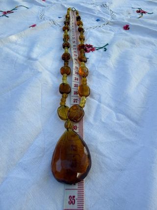 Collar de ámbar con colgante