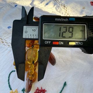 Collar de ámbar con colgante