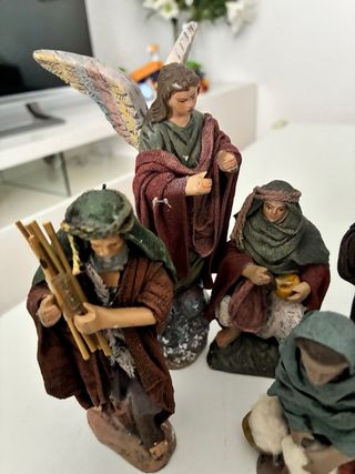 Belén figuras pastores y ángel