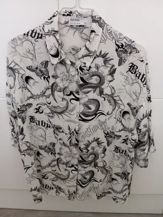 Camisa Bershka Estampada Blanca Talla S