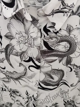 Camisa Bershka Estampada Blanca Talla S