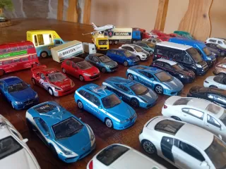 Lote de Coches a Escala