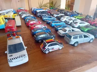 Lote de Coches a Escala