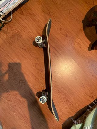 Skate poco uso, ejes nuevos