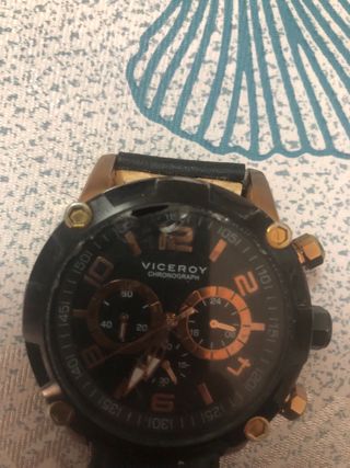 Reloj Viceroy Cronógrafo Negro y Dorado 47817