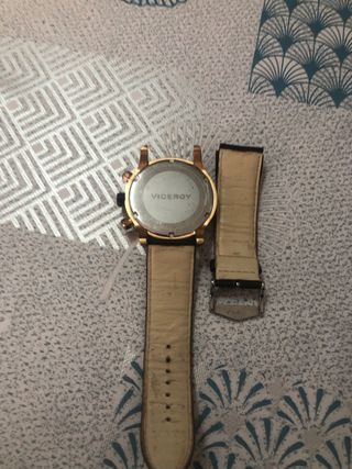 Reloj Viceroy Cronógrafo Negro y Dorado 47817