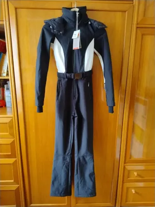 Mono de esquí Zara Talla xs