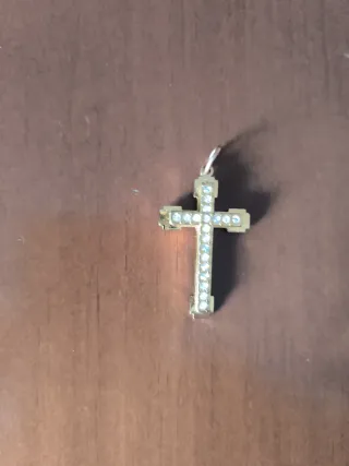 Colgante Cruz con Piedras Doradas